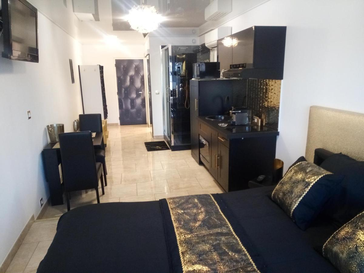 Appartement Village Naturiste Le Goldenblack Agde